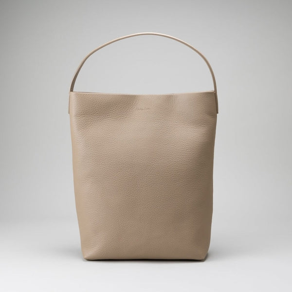 The Soft Bucket [ザ・ソフト・バケット] 日本でつくる、本革なのに