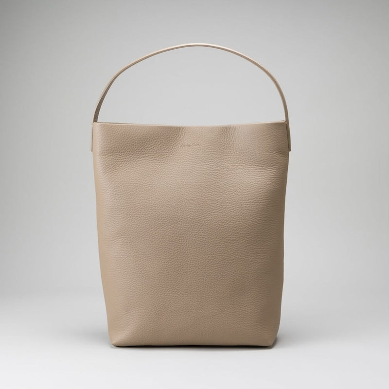 The Soft Bucket [ザ・ソフト・バケット] 日本でつくる、本革なのに